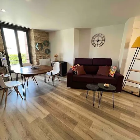 Magnifique Duplex En Plein Centre *